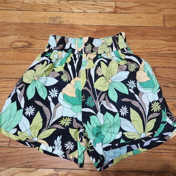 Fendi Pants - Fendi shorts